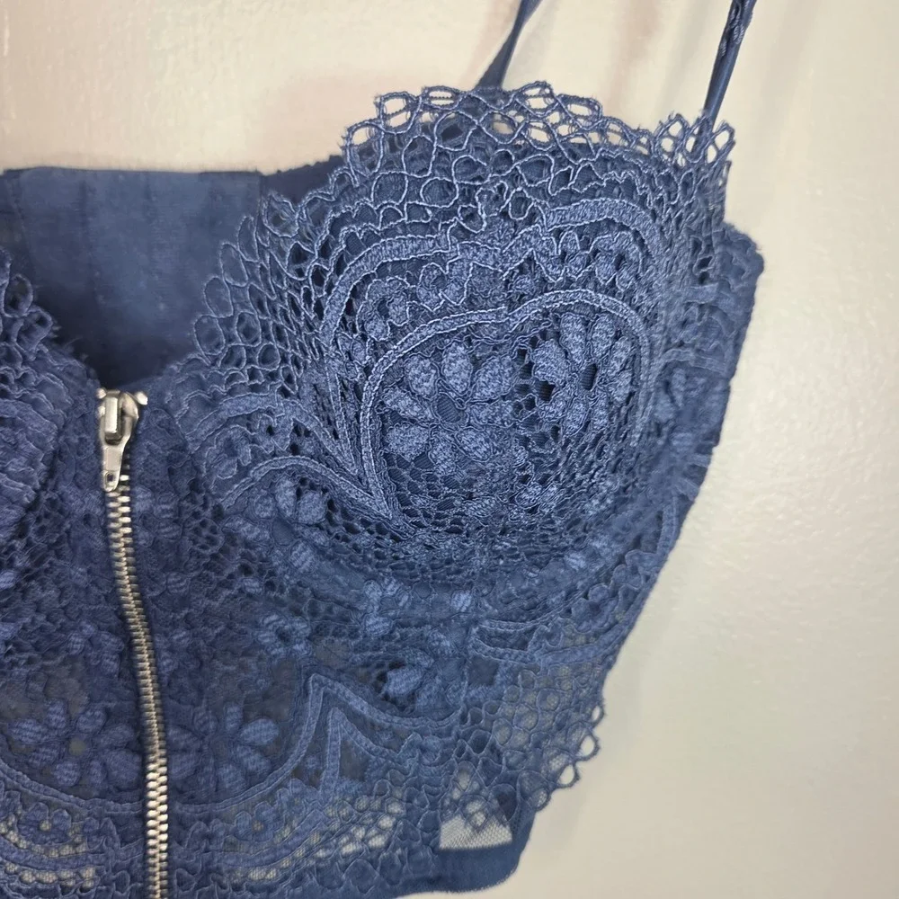 Victoria's Secret Very Sexy Bustier 32C Blue Lace Corset Zip Front Crop Top